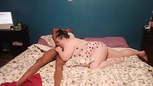 She Ready to Be Fuck White Pussy Good