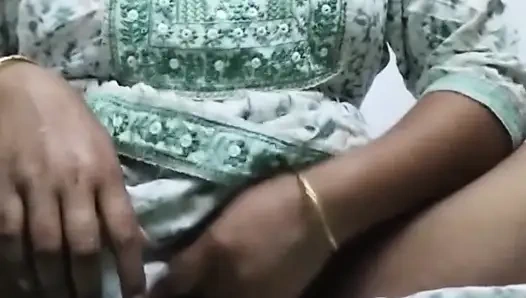 Посмотрим, как ты все занимаешься сексом с бутылкой