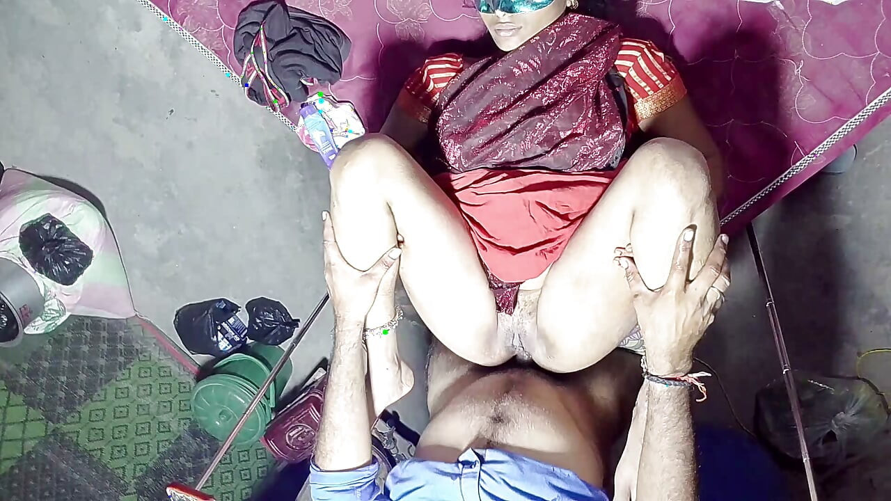 Big Sister Ass Fucked Younger Brother's Cock in Missionary Style Hindi Audio