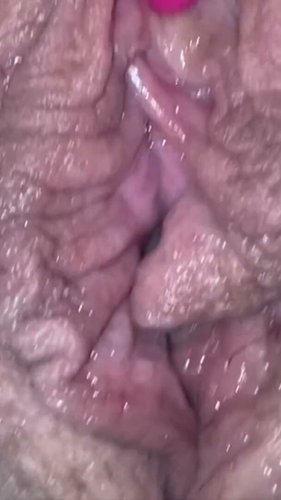 Thick Busty Mother Wet Pussy and Ass Close up Submissive Milf - Mrs Zina Gabon | Klip 1