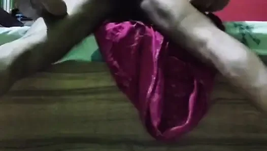 Indische milf-tante fickt hart mit großem indischen schwanz