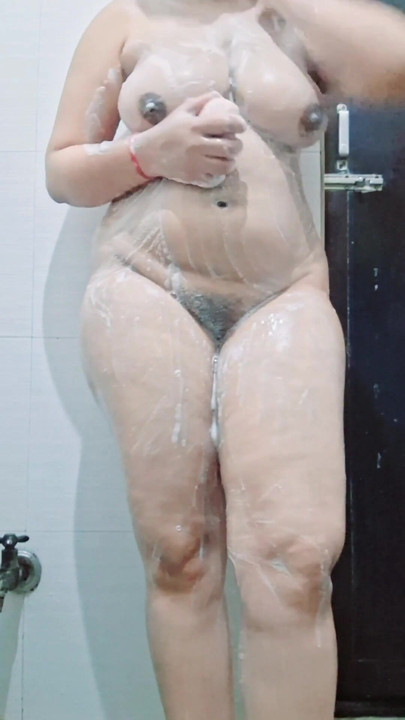 Hot aunty caught in camera desi indian | Clip 1