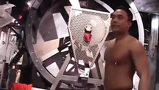 За кулисами, кадры с порнозвездами в действии