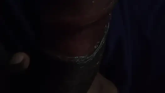 seyircilerim için yarağımla boşalıyorum ve oynuyorum