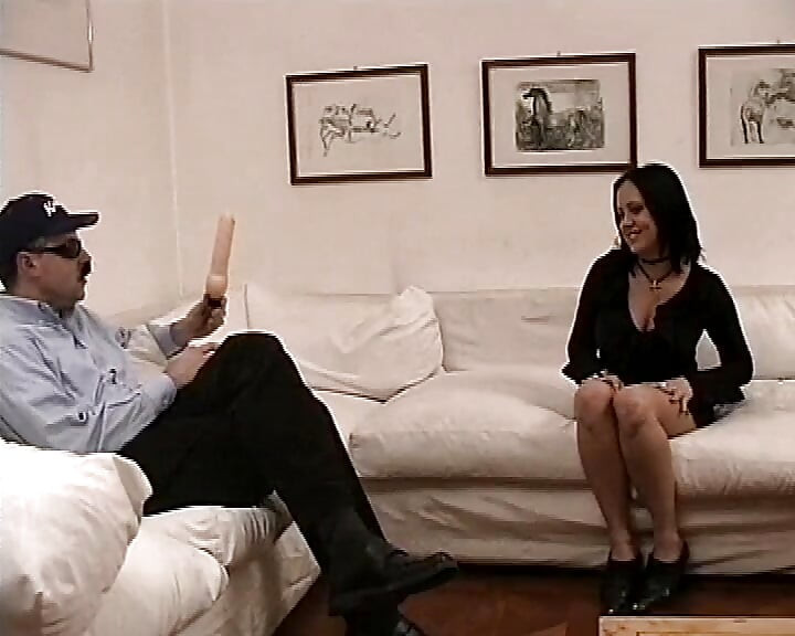 Sesso in famiglia Sc 4 exciting kinky sex scene