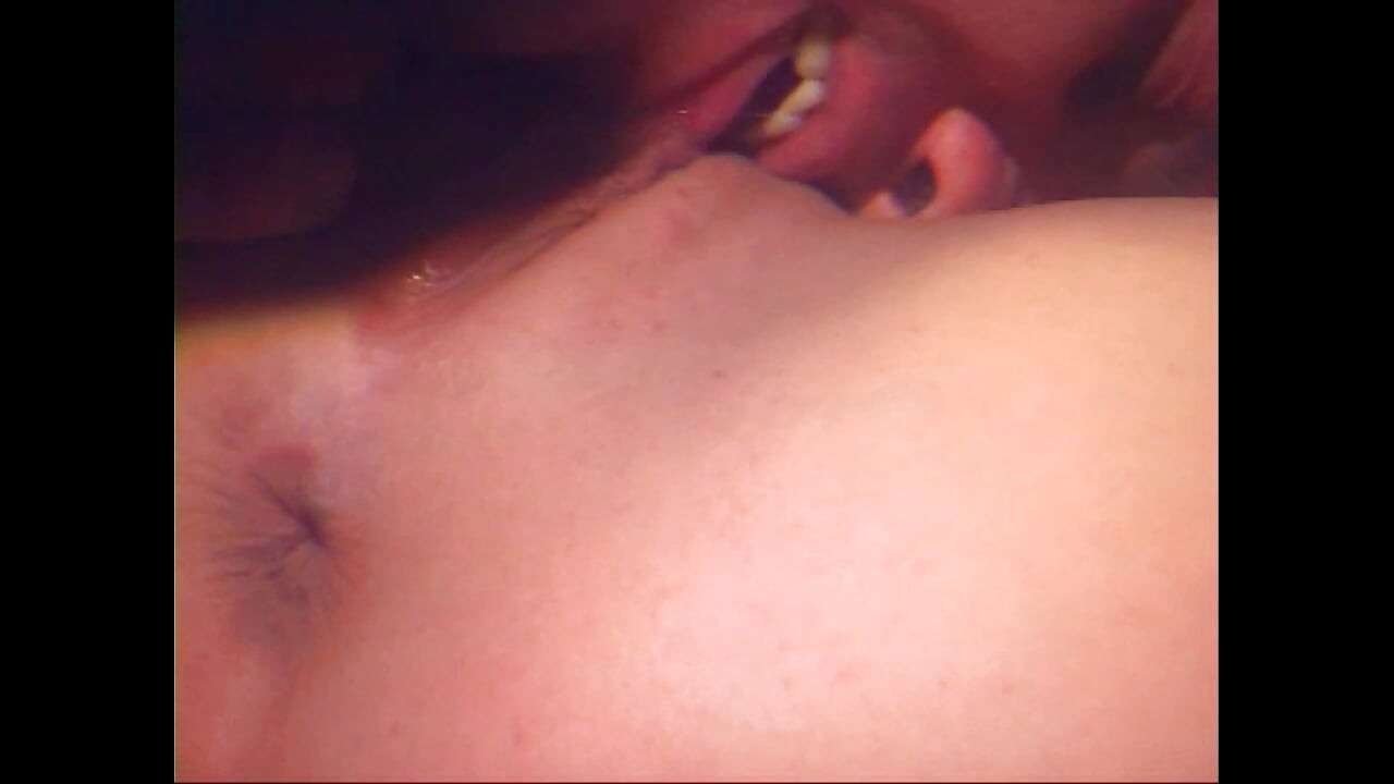 Si cantik rambut pirang dientot habis-habisan sama kontol besar yang keras