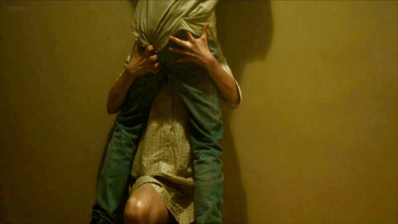 Jessica Madsen scene de sex murdar nud
