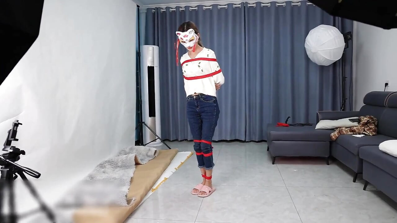Tie up Your Barefoot Girlfriend and Play with Her Barefoot