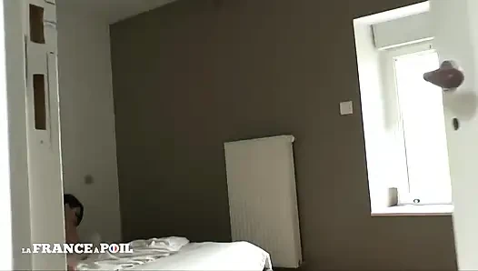 Syrial hört nie auf, über sex zu denken bekommt ihren arsch geritten