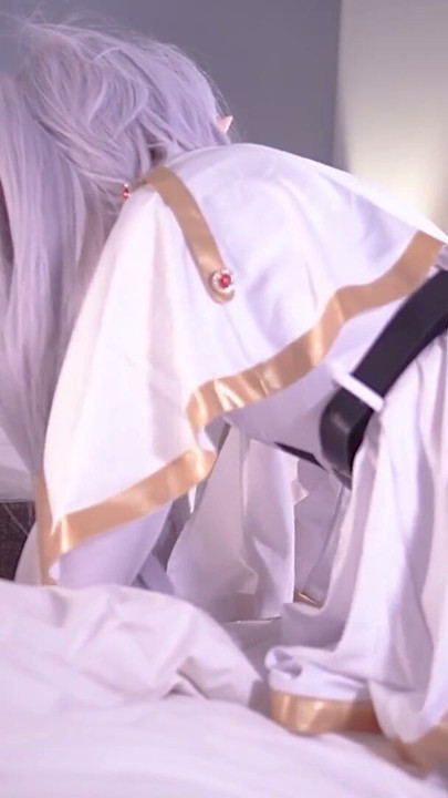 Cute Frieren Cosplayer get Fucked, Asian hentai cosplay 2 | Clip 1