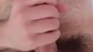 Wanking and cuming on my hairy belly