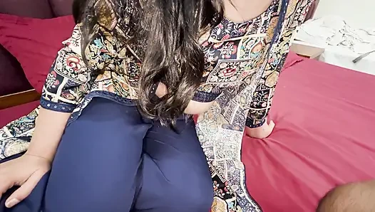 Chacha Ki Ladki Ke Sath Anal Kiya Jab Ghar per Koi Nhi Tha