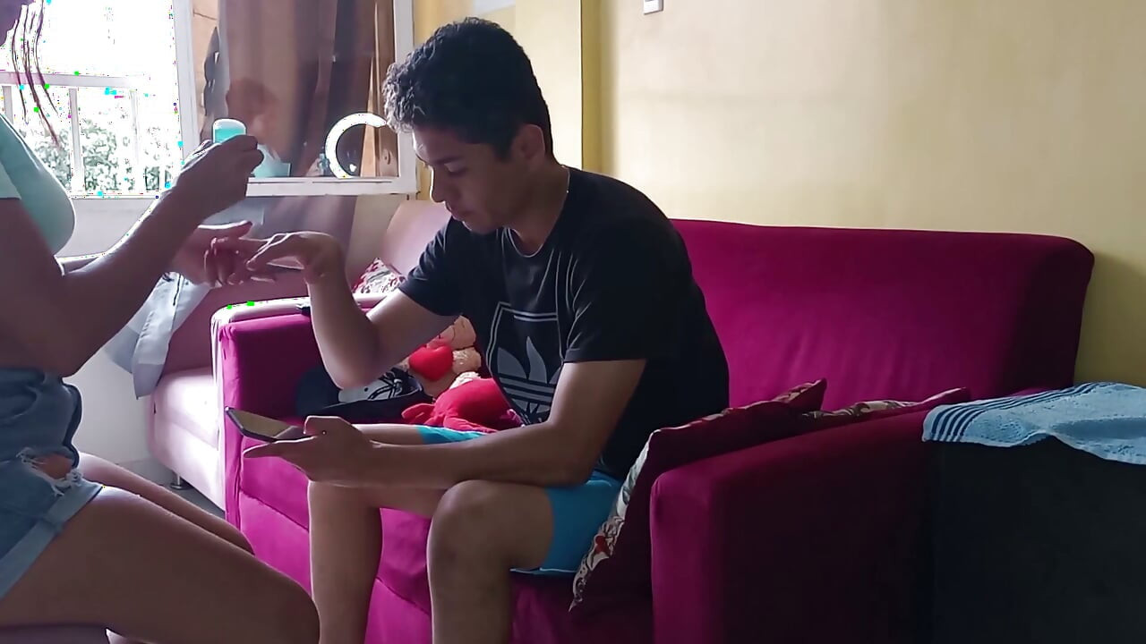 Manicure and Pedicure Ands in a Fuck with My Neighbor in the Living Room