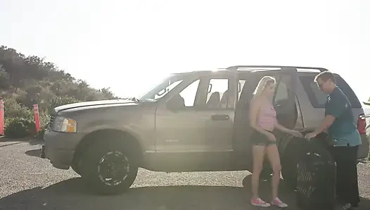 Üvey kızlarının 3_scene 2_stepdaughter yarağa ihtiyacı var