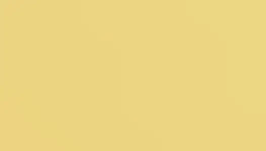 Посмотри на эту задницу, которая радует. Хочешь попробовать