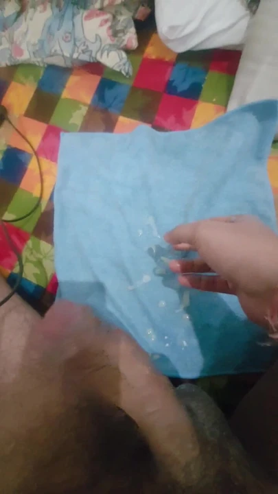 Masturbation with lots of cum contact me if you want
