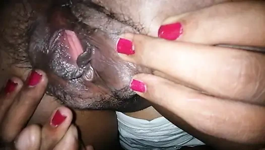 Aku hanya punya beberapa menit sebelum ayahmu pulang