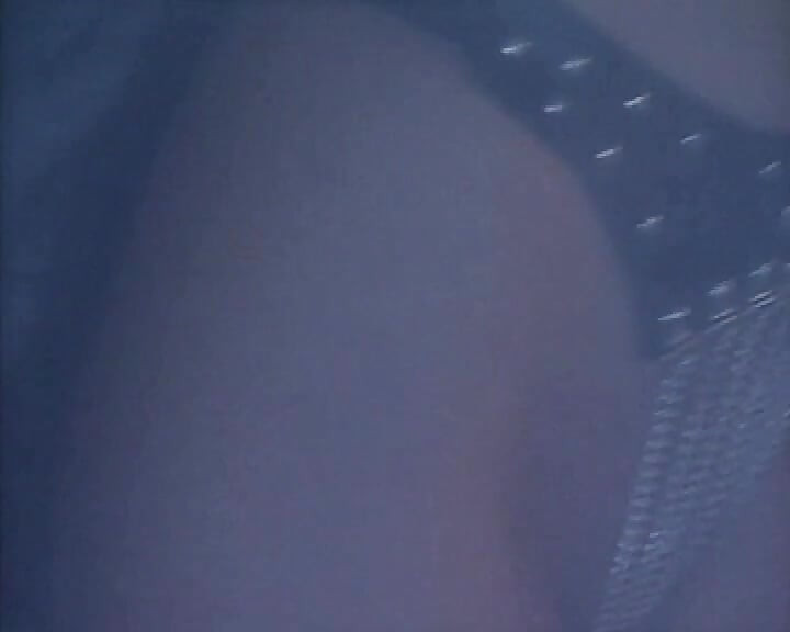 Fiore di carne Sc 2 full threesome scene