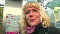 Streetcasting in Deutschland - Anna die Geile Fotze!