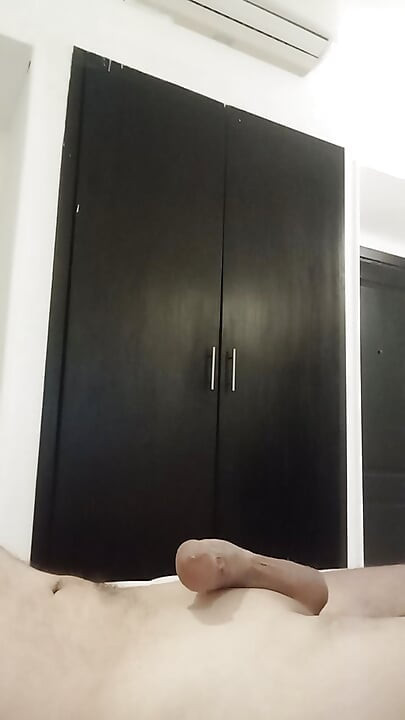 I want a girl to marry. And be a Cuckold on it