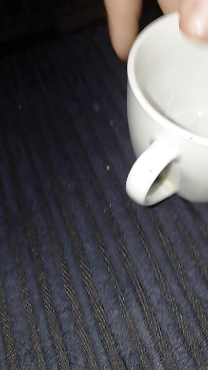 Masturbando no sofá