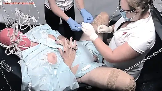 Домина госпожа April - член в клитор