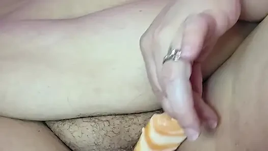 Orange creamsicke muschi