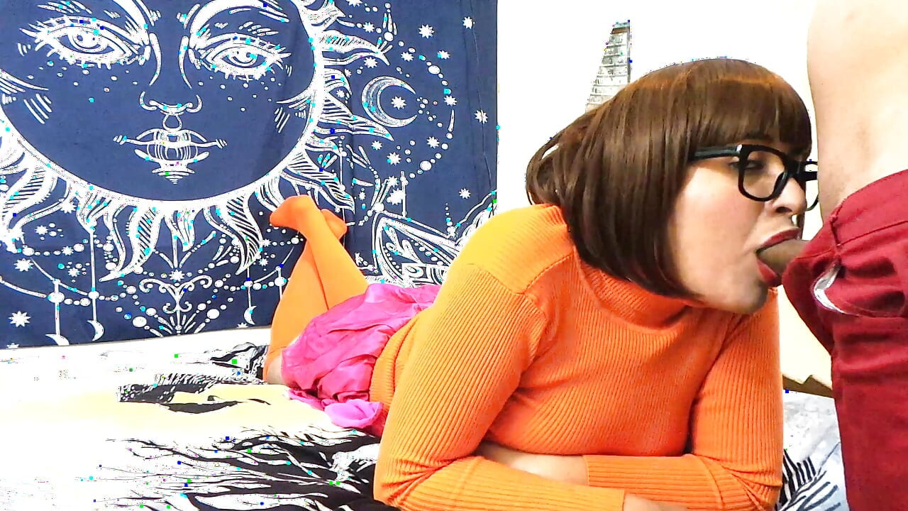 Velma Sucks off a Stranger