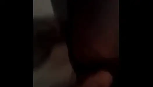 Ich fand das erste private Video, das ich je gemacht habe, es war in meinem Zimmer, keine licht