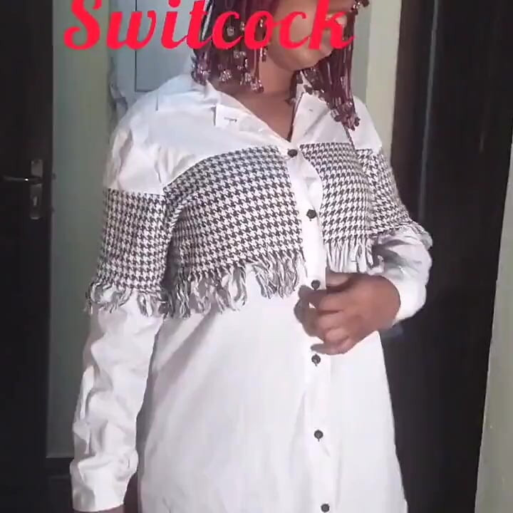 ben iş için yaşamadan önce beni sikiyor