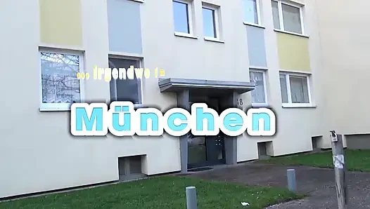 Ateşli büyük memeli bana biniyor!