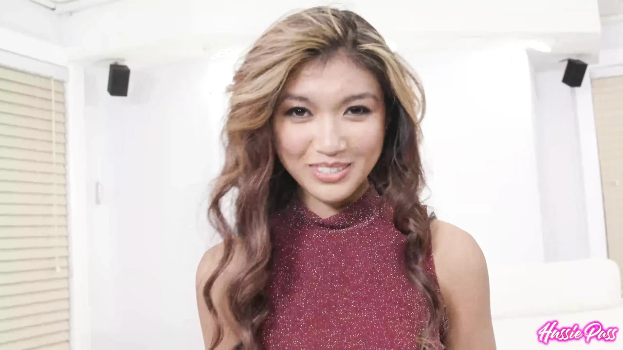 Asian Clara Trinity Bounces Her Skinny Body In A Sizzling Fuck Ride!