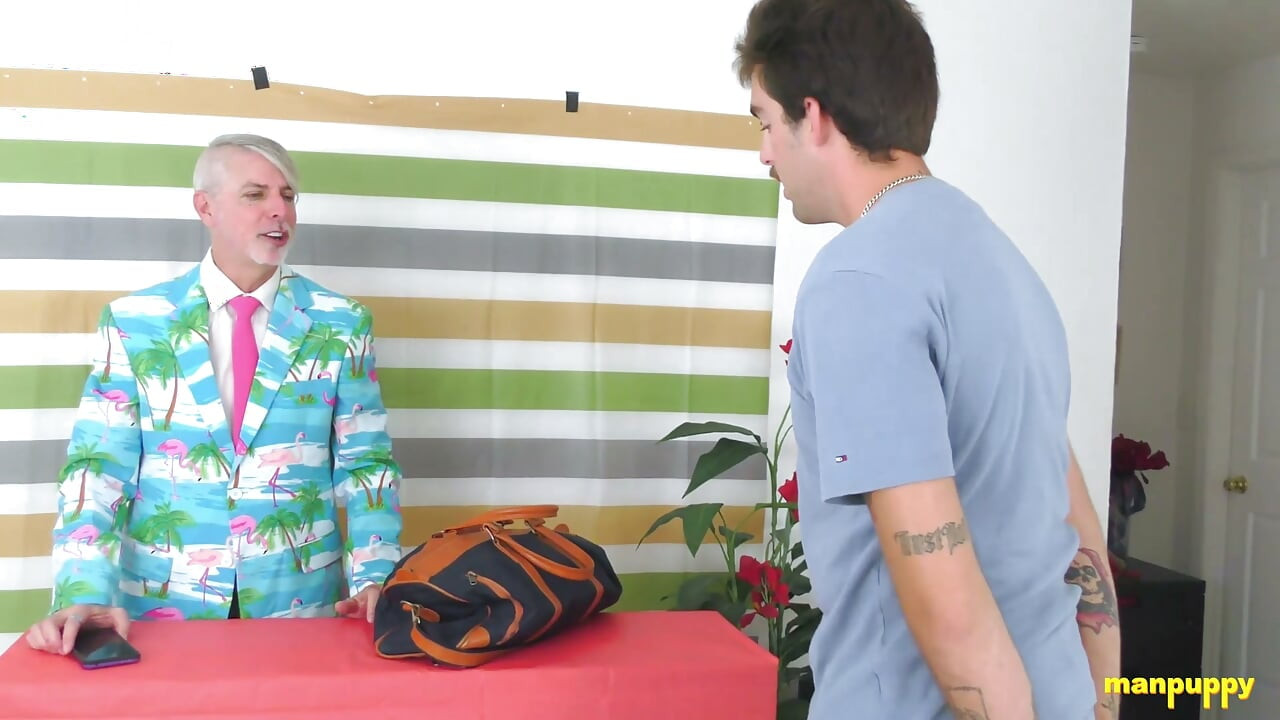 ManPuppy Richard Lennox Humiliates Paul Trip At the Airport Security Desk