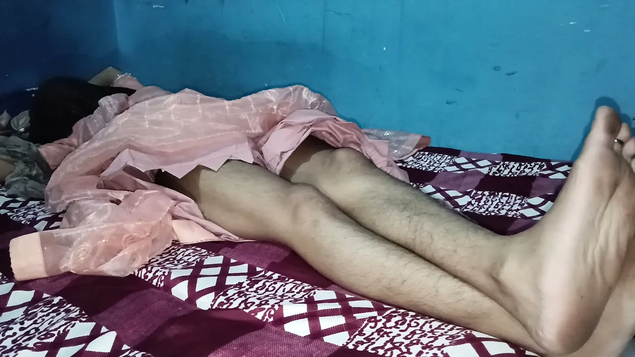 Picking up the saree and hitting the sister-in-law's pussy