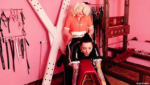 Kompilasi gadis dengan kosmosual dengan kosmosual dengan kosmos ngentot pakai strap-on dan memek yang menggoda - video porno gratis fetish karet