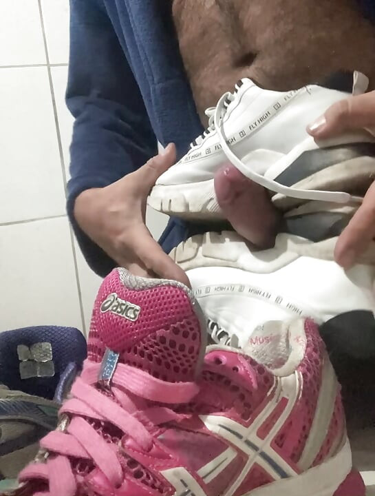 Fucking up my women's sneakers