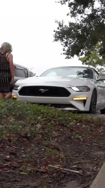 Okouzlující okamžik z "roadtrip paní Samantha USA, den 1, Jacksonville Fl (bez sexu)"