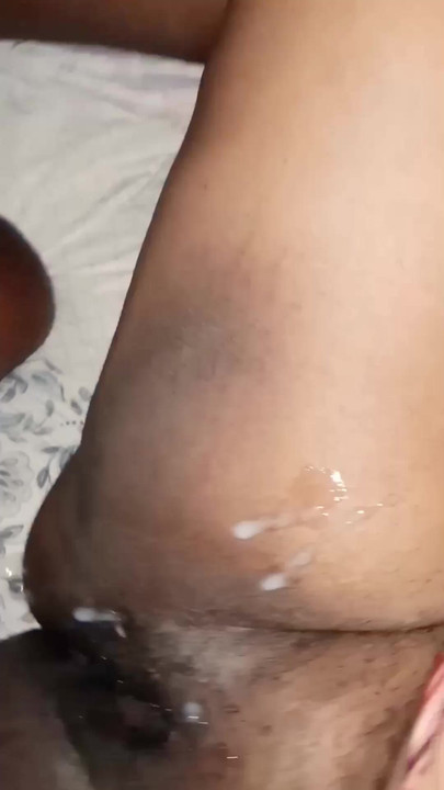 Enjoying the fat butt of the stepmother