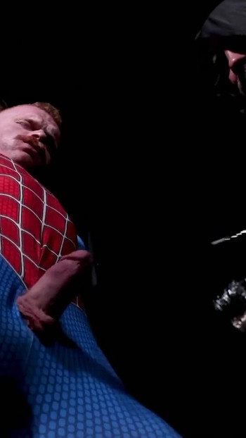 Natjerat ću te da raširiš svoju mrežu, Spiderman! Matt Stiel i Brody Fox za ManUpFilms | Isječak 1