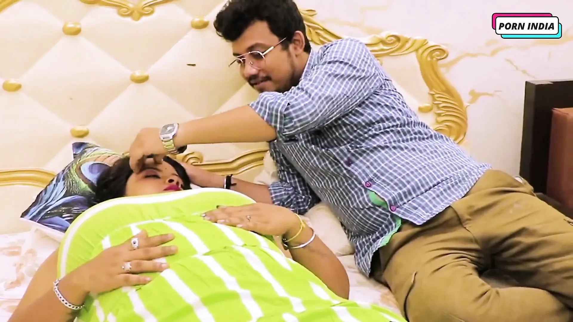 Horny Doctor Fucks Beautiful Desi Hot Girl