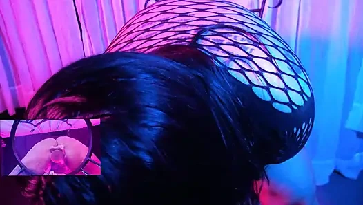 Halkın içinde kendimi sikiyorum