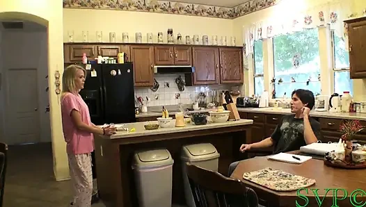 My Stepsister Wants to Play Smoke and Fuck