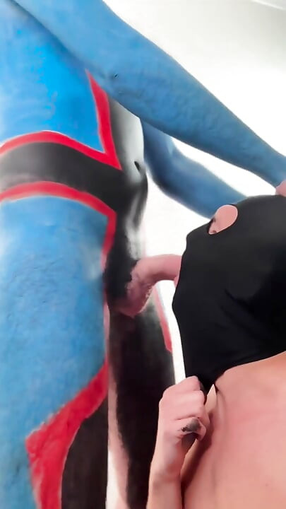 Wiccanul costumat Marvel îl fute pe Artistul atârnat