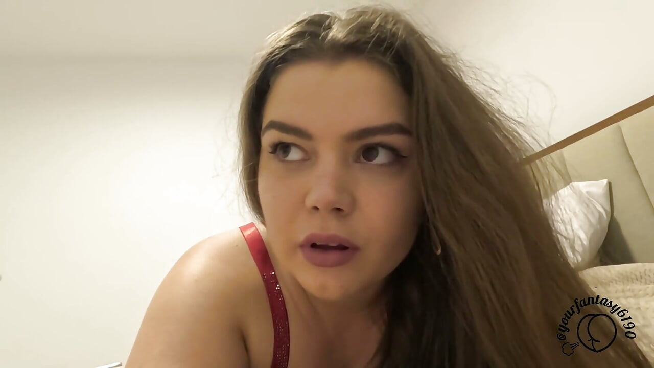 Sensual Farts and Seductive Smirks: BBW Fart Face Express