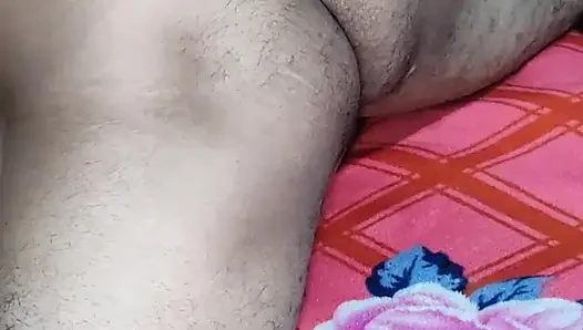 Öffne meine vagina und es ist mein erstes mal mit meiner tamilischen indischen stiefschwester in diesem X video.