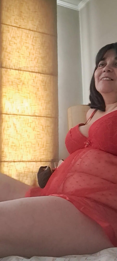 Stepmother in Sexy Red Video Camera