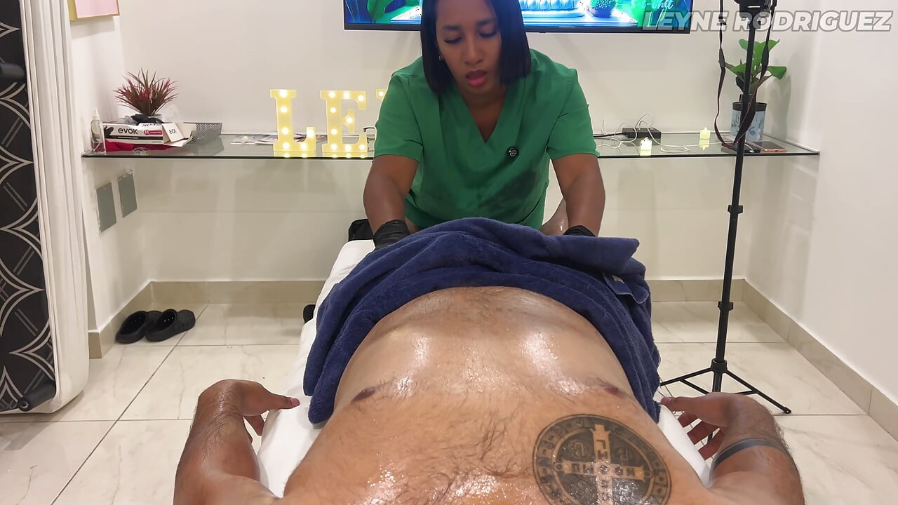 Underestimated Pleasure - Gorgeous Latina Gives a Special Happy Ending Massage