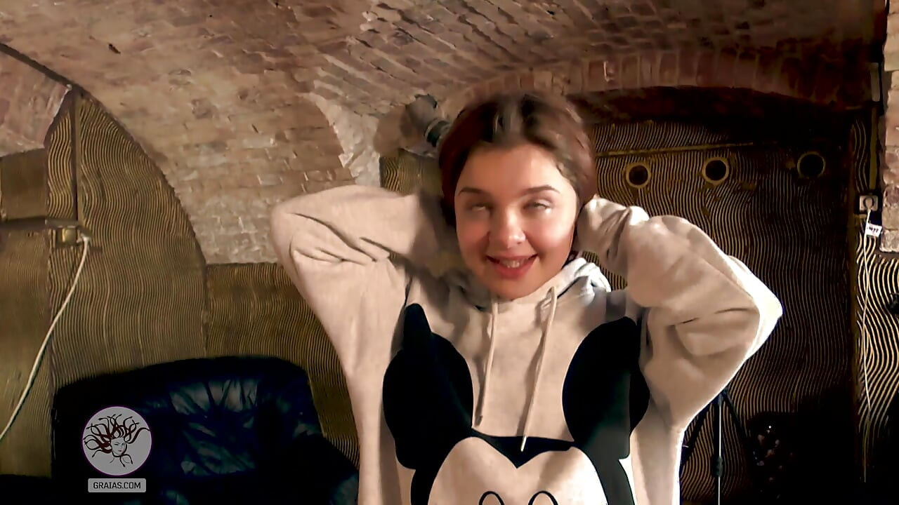 Renata's pussy destroyed