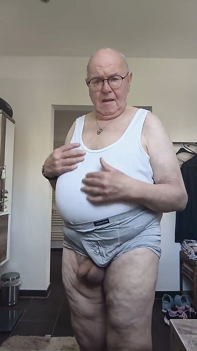 Belting Clothed