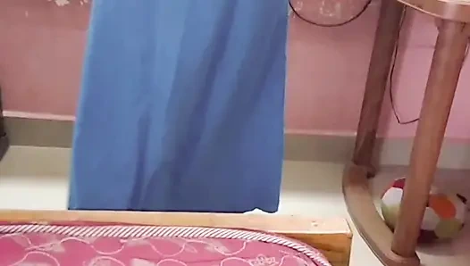 Desi Tamil Wife Renu Wet Nude Body Towel Dry & Slow Saree Dressing Tease! Indianhotwifex